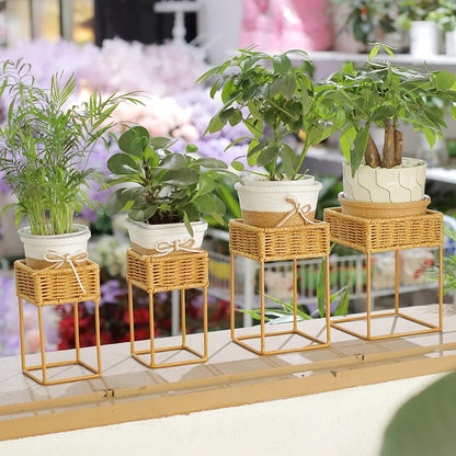 Indoor Rotating Plant Shelf – Metal Frame for Potted Plants