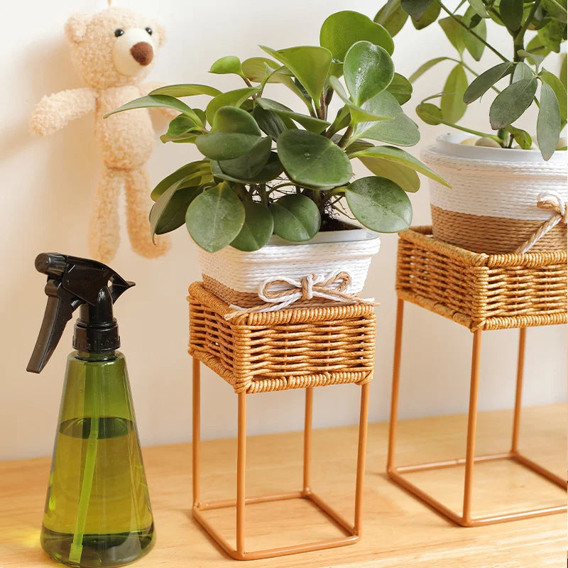 Indoor Rotating Plant Shelf – Metal Frame for Potted Plants